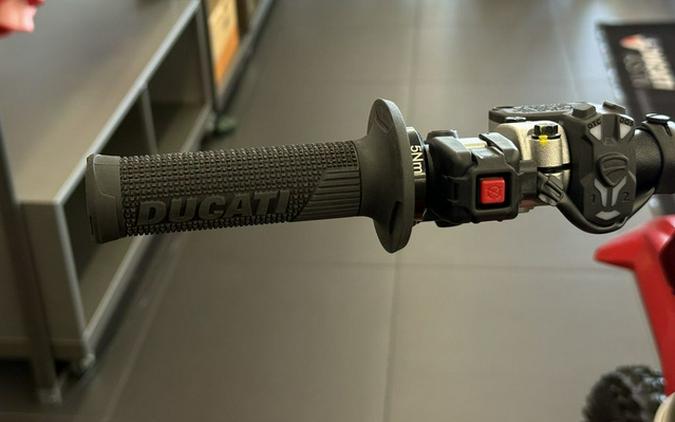 2026 Ducati Desmo 450 MX