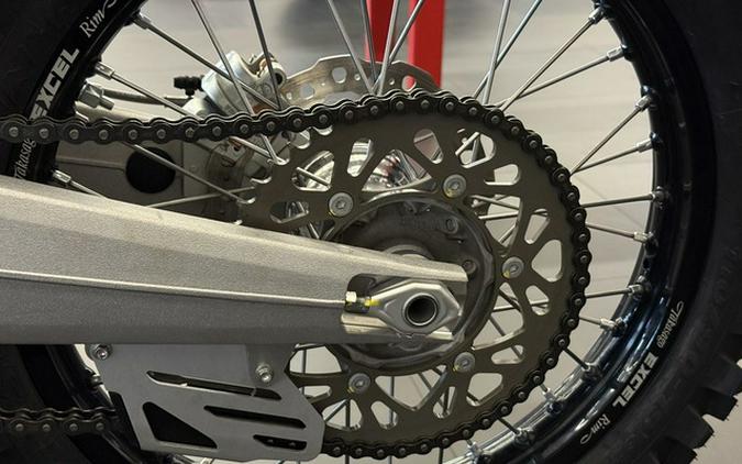 2026 Ducati Desmo 450 MX