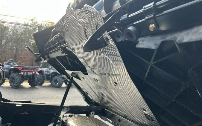 2026 Can-Am Defender XT HD9