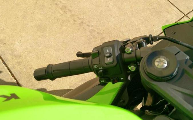 2026 Kawasaki Ninja® ZX™-6R