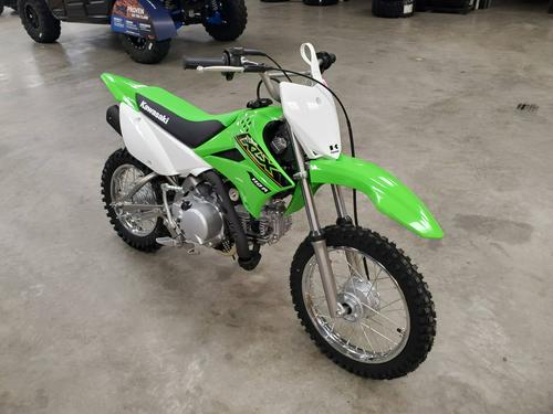 2021 Kawasaki KLX110R Review: Dirt Bike Test For Kids