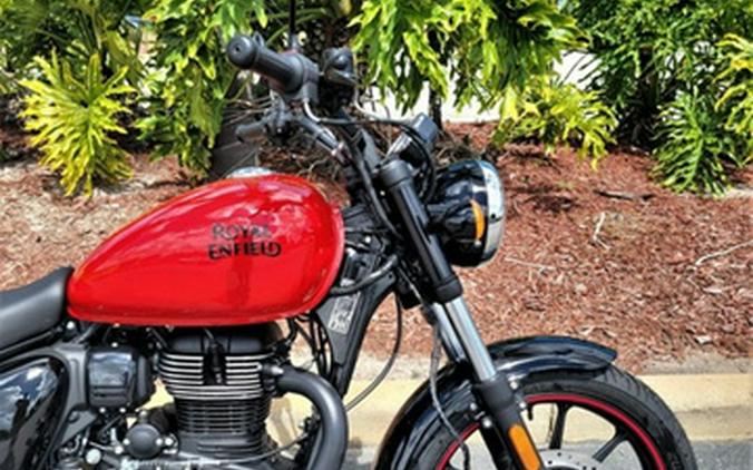 2023 Royal Enfield Meteor 350 Fireball Red 350