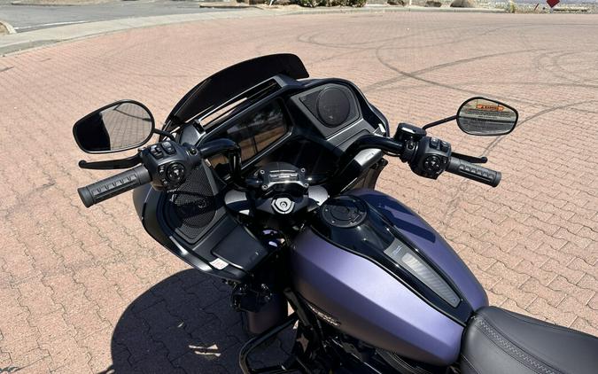 FLTRX 2025 Road Glide®