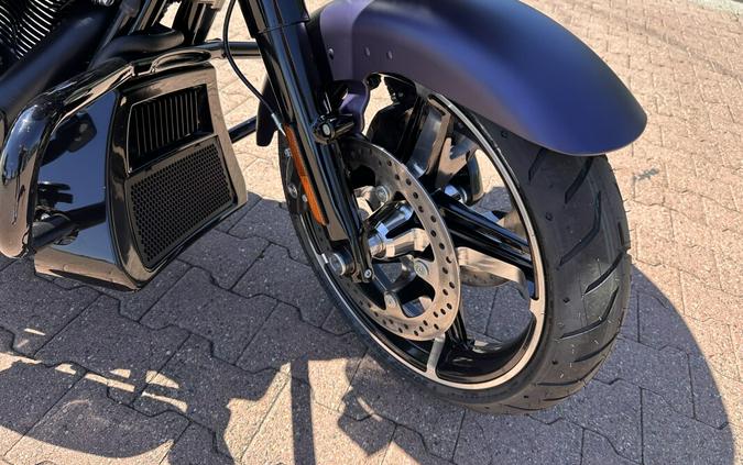 FLTRX 2025 Road Glide®