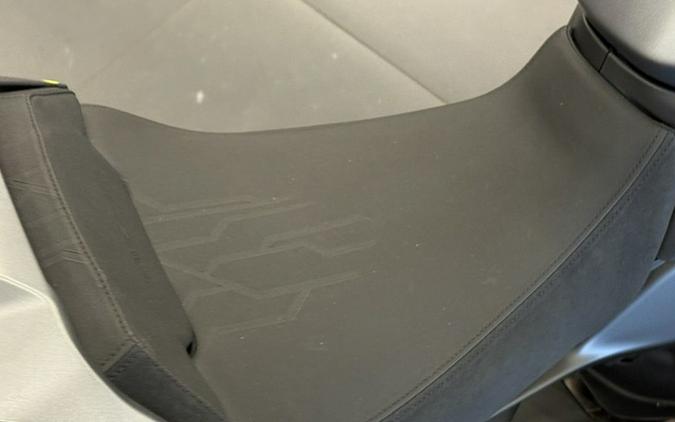 2026 Ducati Diavel V4 Black Roadster