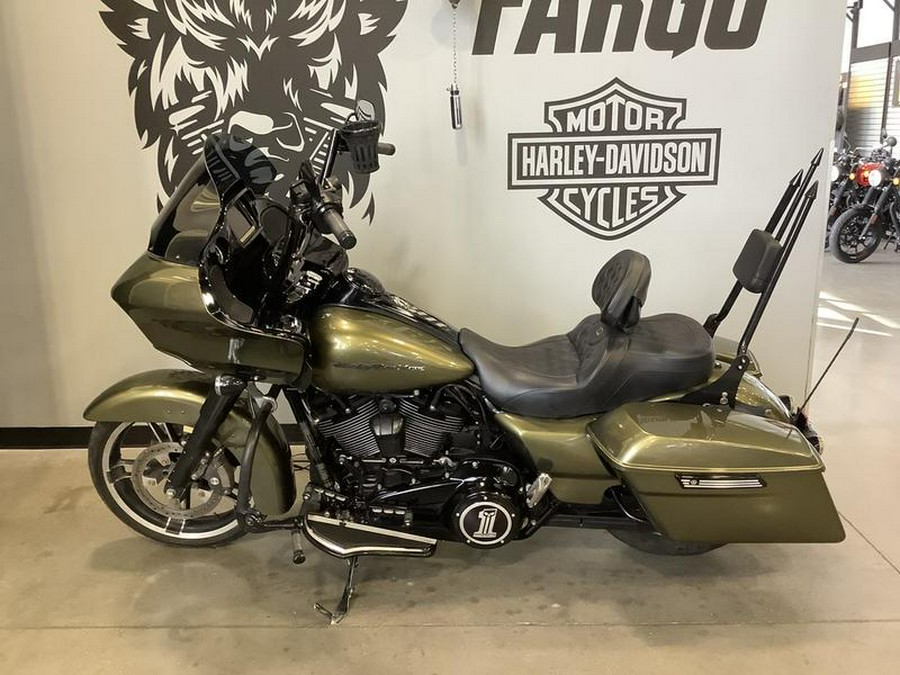 2017 Harley-Davidson® FLTRXS - Road Glide® Special