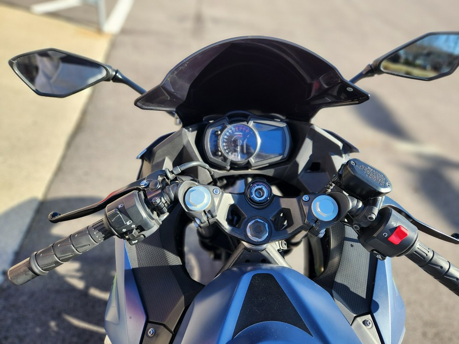 2022 Kawasaki Ninja 400 ABS