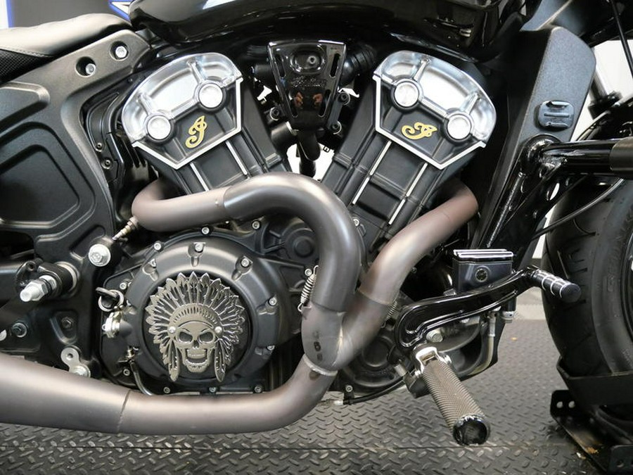 2019 Indian Motorcycle® Scout® Bobber Thunder Black