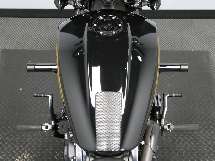 2019 Indian Motorcycle® Scout® Bobber Thunder Black