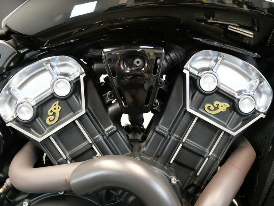 2019 Indian Motorcycle® Scout® Bobber Thunder Black