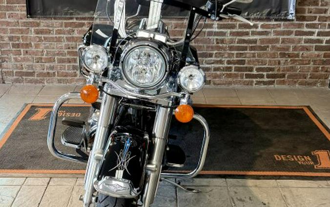 2019 Harley-Davidson Road King FLHR Vivid Black