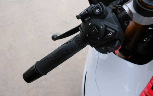 2026 YAMAHA YZFR7 70TH ANNIVERSARY EDITION