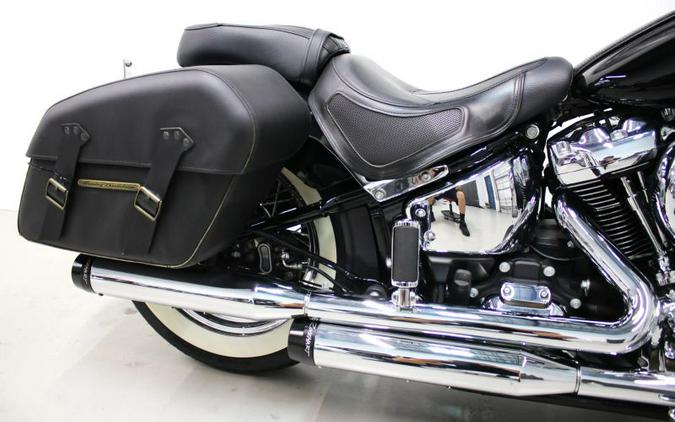 2018 Harley Davidson Deluxe FLDE