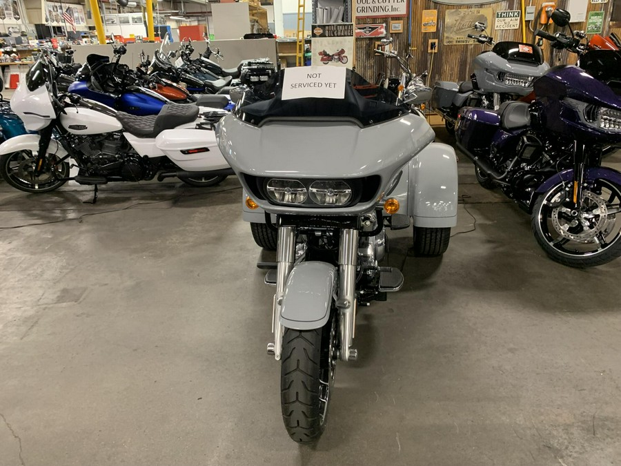 2024 Harley-Davidson® Road Glide® 3 Billiard Gray