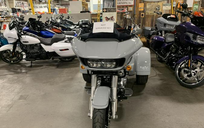 2024 Harley-Davidson® Road Glide® 3 Billiard Gray