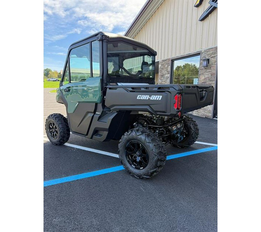 2026 Can-Am Defender DPS CAB