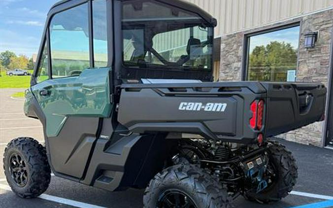 2026 Can-Am Defender DPS CAB