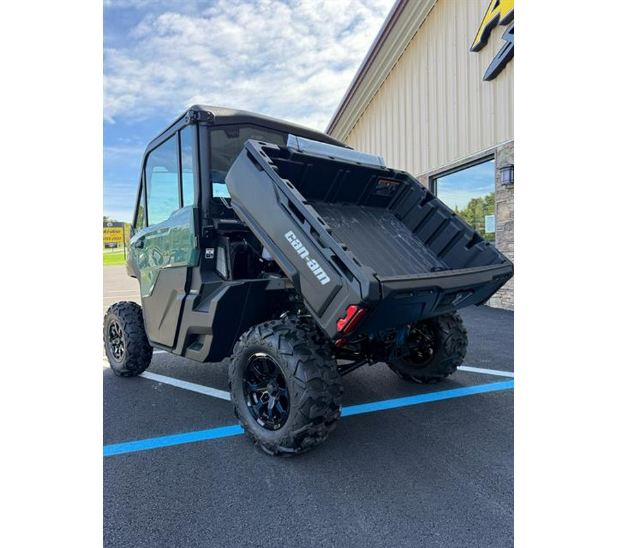 2026 Can-Am Defender DPS CAB