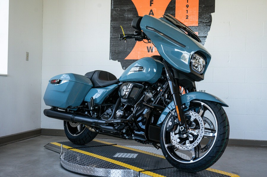 2024 Harley-Davidson Street Glide Grand American Touring FLHX