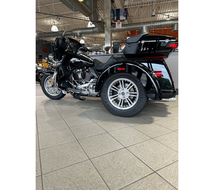 FLHTCUTG 2024 Tri Glide Ultra