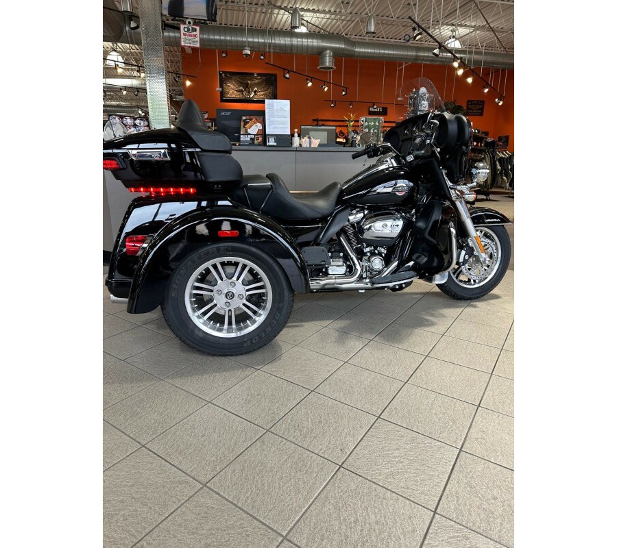 FLHTCUTG 2024 Tri Glide Ultra