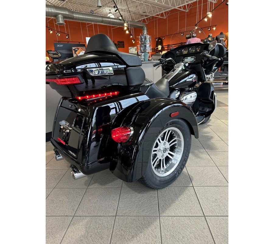 FLHTCUTG 2024 Tri Glide Ultra