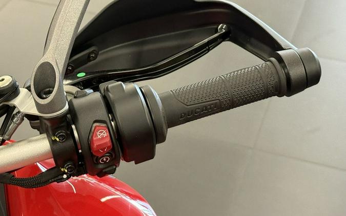 2025 Ducati Multistrada V4 S Travel & Radar Ducati Red