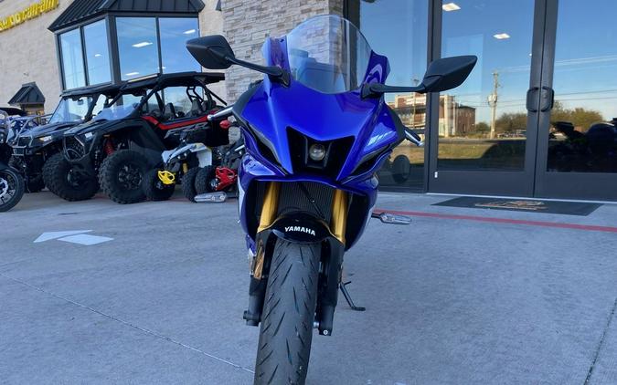 2025 Yamaha R7