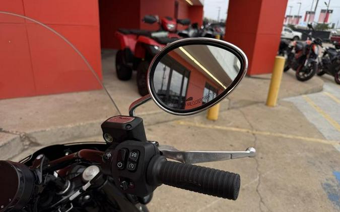 2023 Indian Motorcycle® Super Chief® Limited Stryker Red Metallic