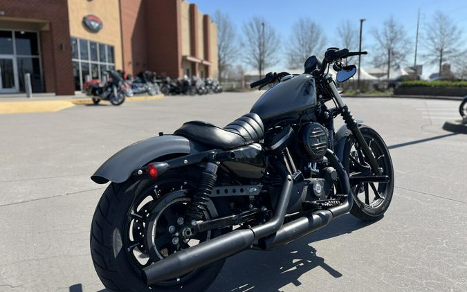 2022 Harley-Davidson® XL Iron 883™ Gunship Gray 304357