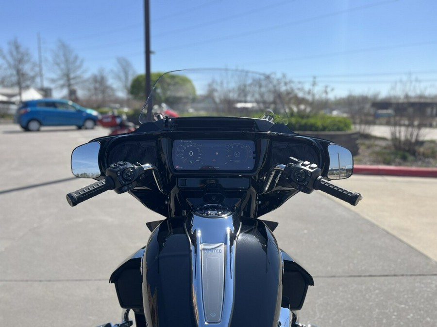 2026 Harley-Davidson® FLHLT Street Glide 3 Limited Vivid Black