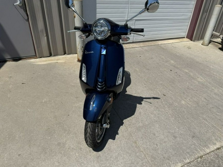 2025 Vespa Primavera 50