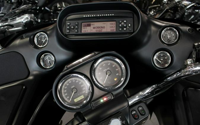 Used 2013 Harley-Davidson Road Glide Ultra Grand American Touring Motorcycle For Sale In Medina, OH