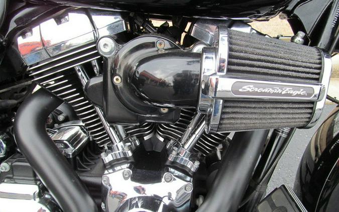 2016 Harley-Davidson FLHXS - Street Glide Special