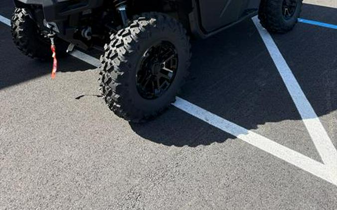 2026 Can-Am Defender Limited HD11