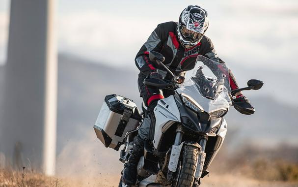 2023 Ducati Multistrada V4 S Travel & Radar Spoked Wheels