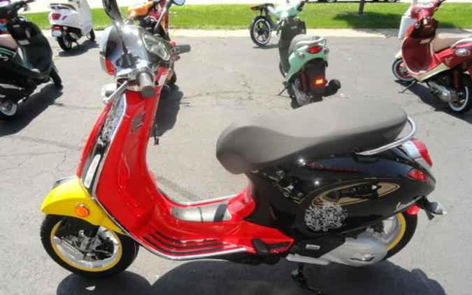 2023 Vespa Primavera 150 Disney Mickey Mouse Edition