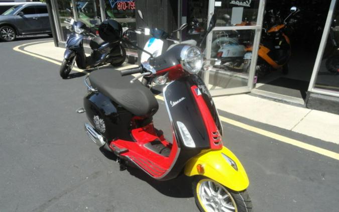 2023 Vespa Primavera 150 Disney Mickey Mouse Edition