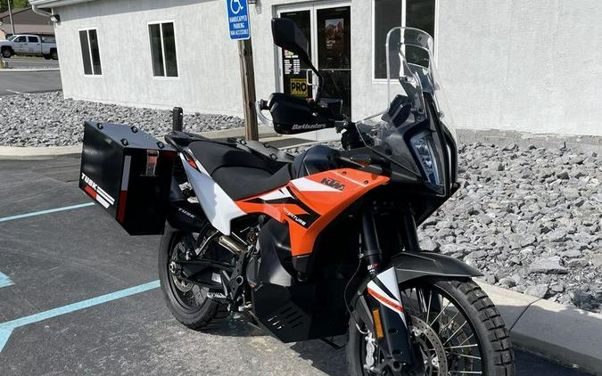 2023 KTM 890 Adventure