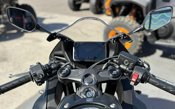 2026 Honda® CBR650R E-Clutch