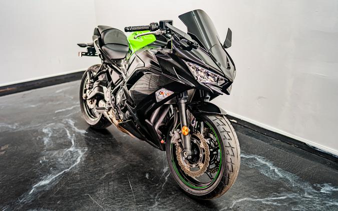 2022 Kawasaki Ninja 650 KRT Edition