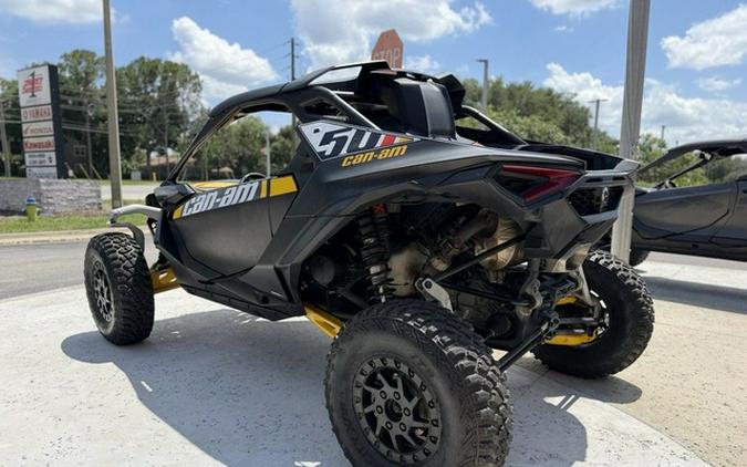 2024 Can-Am Maverick R X RS Carbon Black & Neo Yellow