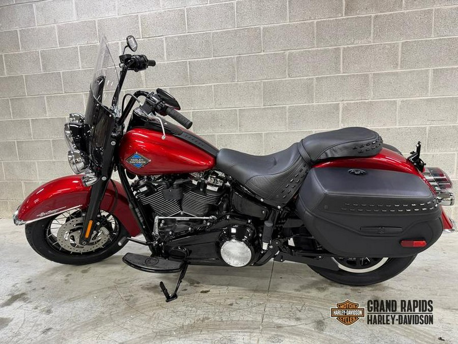 2026 Harley-Davidson® FLHC - Heritage Classic