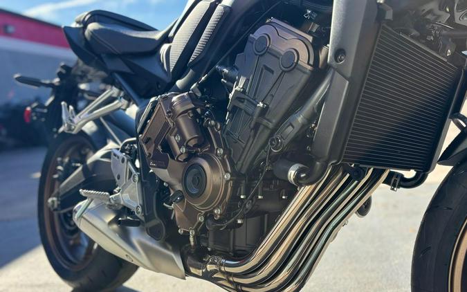 2026 Honda® CB650R E-Clutch