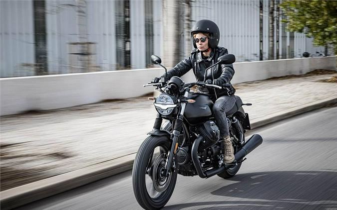 2022 V7 Stone - Moto Guzzi