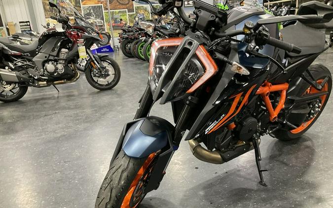 2022 KTM Super Duke 1290 R EVO