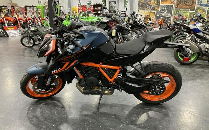 2022 KTM Super Duke 1290 R EVO
