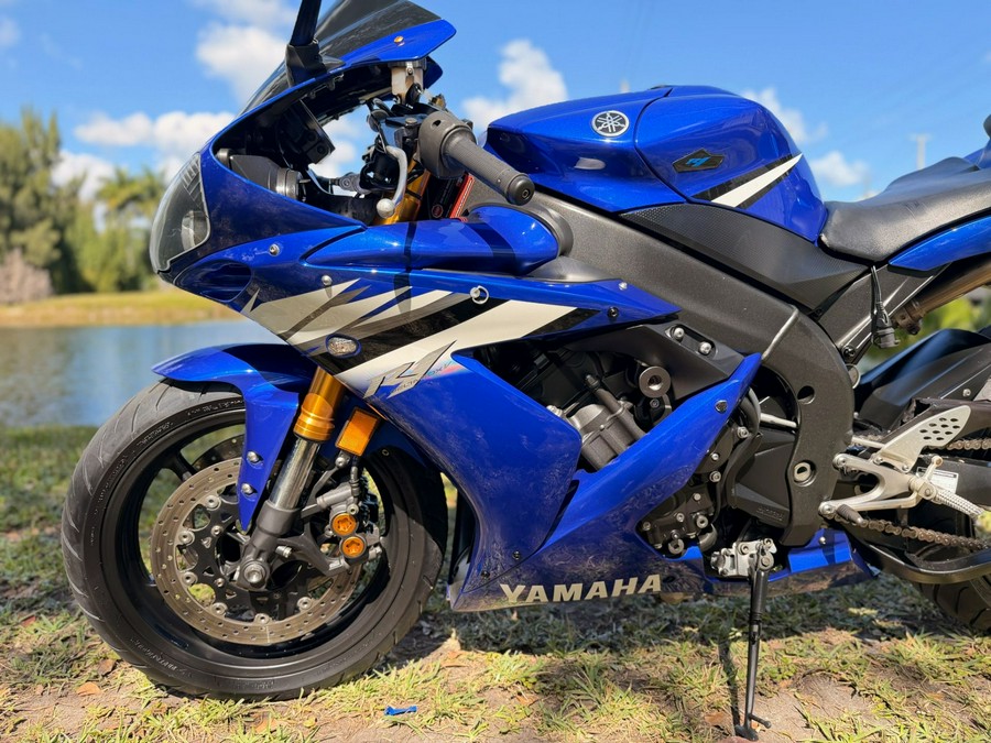 2006 Yamaha Motor Corp., USA YZF-R1