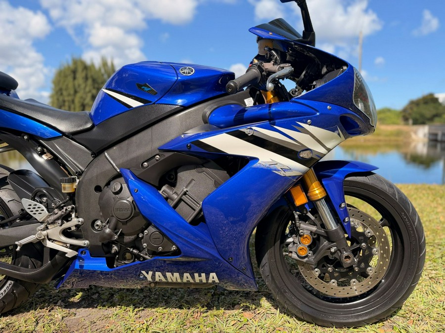 2006 Yamaha Motor Corp., USA YZF-R1