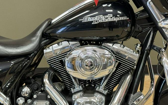 2011 Harley-Davidson Street Glide™ Base